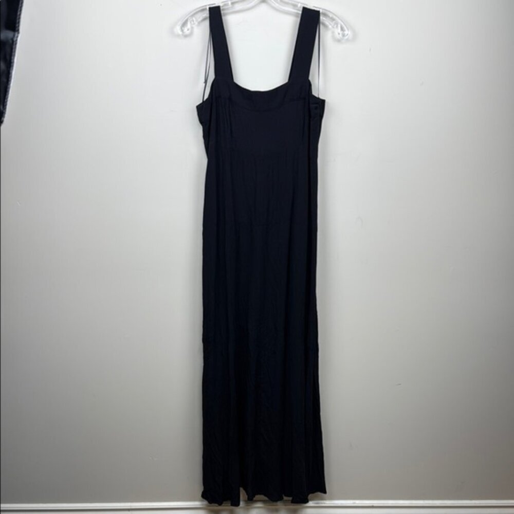 VINCE CAMUTO Elegant Black lightweight Maxi Dress medium